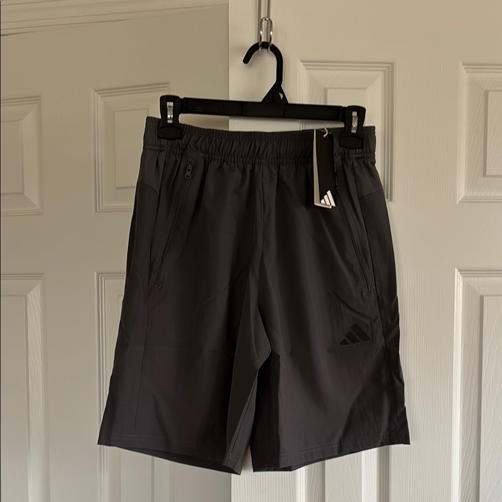 NWT Adidas Men's wolf gray Performance Shorts Size Small